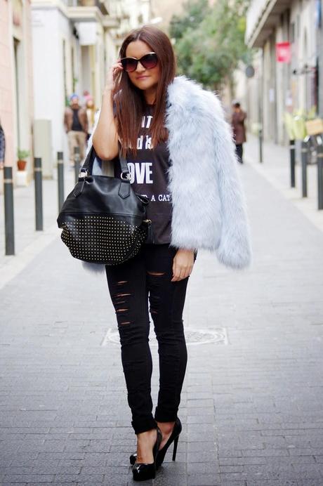 Faux Fur Bleu
