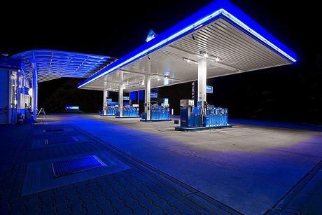 Viernes gasolinero. El audaz viaje de Frau Benz.