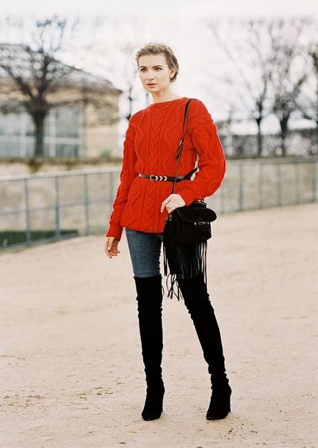 Ponte las Botas (y cuanto más altas, mejor)! Don’t be afraid to mix in other accessories.