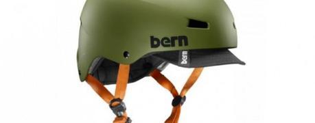 Casco Bern Macon Verde mate: el casco de camuflaje para tus escapadas cicloturistas