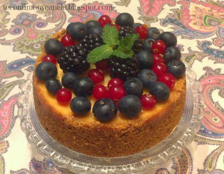 TARTA DE QUESO CON FRUTOS DEL BOSQUE - RETO COCINILLAS ENERO 2015