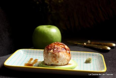 Hamburguesa de Pechuga de Pollo rellena de Manzana Rallada y Mozzarella