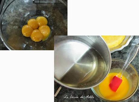 Tarta de capuchina,  decorada con nata