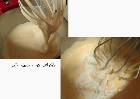 Tarta de capuchina,  decorada con nata