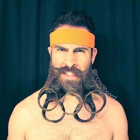 Este hombre hace de su barba un majestuoso y maravilloso arte