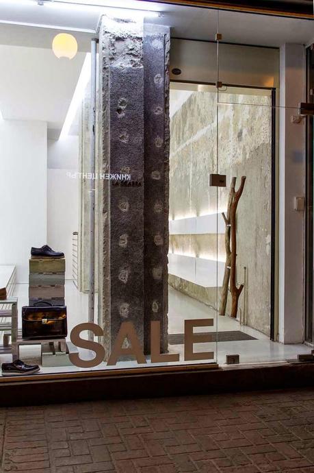 Estructura original y minimalismo, protagonistas del diseño interior de este local