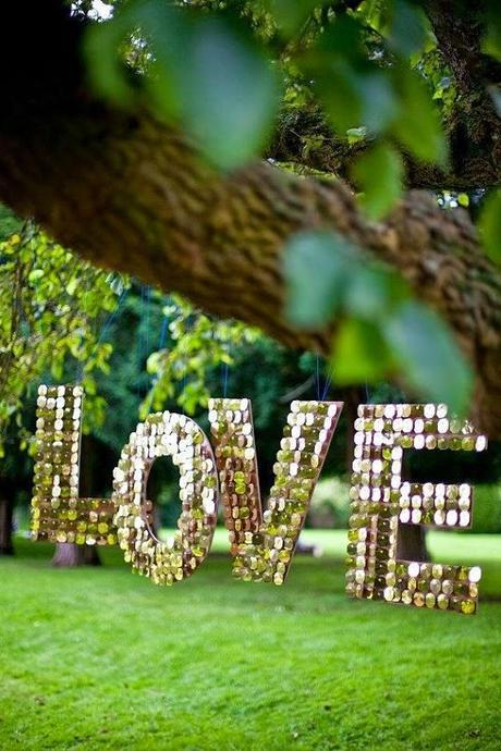 Personaliza tu boda con letras https://www.pinterest.com/pin/296885800408719803/