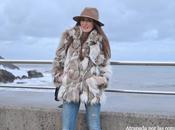 Cozy coat ripped jeans