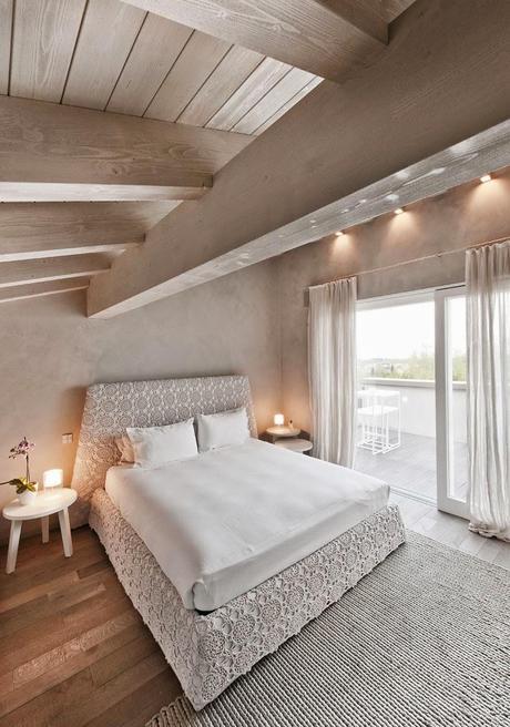 Casa en grises: la calidez no tiene color