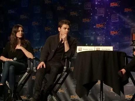 The Vampire Diaries: Paul Wesley y Phoebe Tonkin, panel en vivo de 