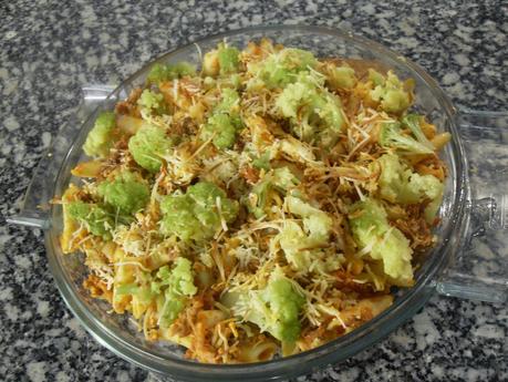 Macarrones a la boloñesa con broquil