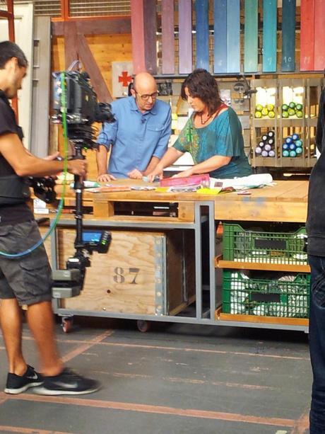 Y NOS FUIMOS A LA TELE A FUNDIR PLÁSTICO! JA T´HO FARÀS! Y NOS FUIMOS A LA TELE A FUNDIR PLÁSTICO! JA T´HO FARÀS!