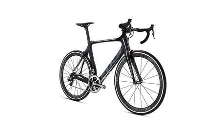 Fuji Transonic 1.1, bicicleta para carretera aerodinámica que te brinda la posibilidad de alcanzar grandes velocidades en cualquier condición 2015_FUJI_Transonic_1.1_front