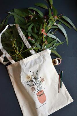 COLECCIÓN NIT de Mónica Custudio