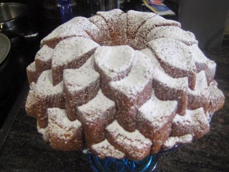 BIZCOCHO DE NARANJA Y ALMENDRA EN MOLDE NORDIC WARE