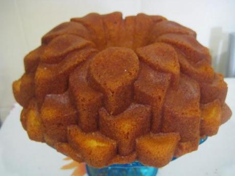 BIZCOCHO DE NARANJA Y ALMENDRA EN MOLDE NORDIC WARE