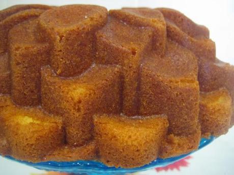 BIZCOCHO DE NARANJA Y ALMENDRA EN MOLDE NORDIC WARE