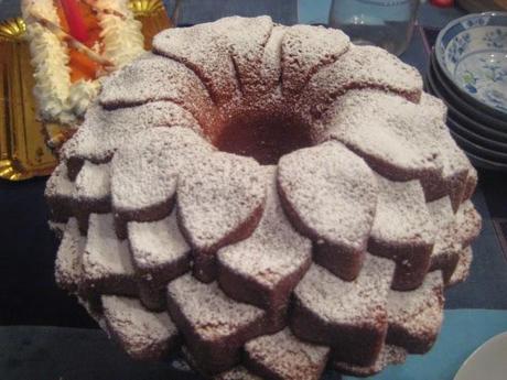 BIZCOCHO DE NARANJA Y ALMENDRA EN MOLDE NORDIC WARE