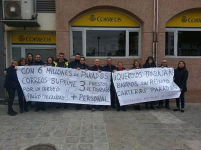 trabajadores de Correos de Montequinto