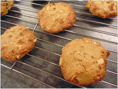 Cookies con fresas y chocolate blanco