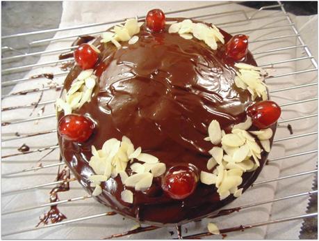Cherry & Chocolate sponge cake