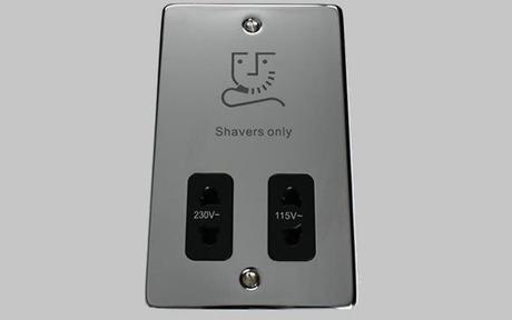 Enchufe sólo para afeitadoras en UK Shavers only UK socket