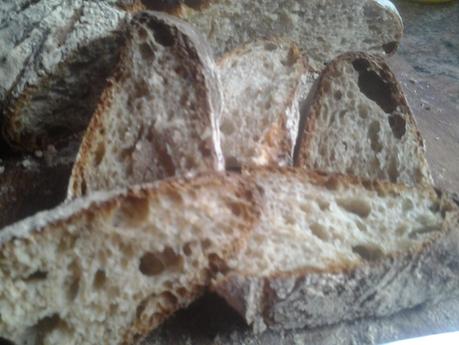 HOGAZA DE PAN INTEGRAL ....UNA LOCURA