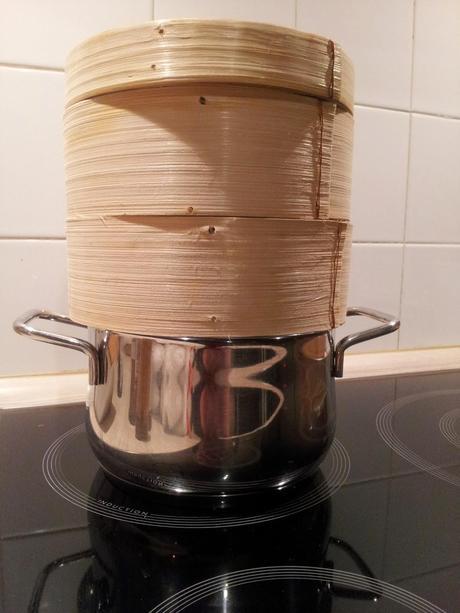 GYOZAS DE VERDURAS Y LANGOSTINOS CON SALSA DE KIBUCHI Y SOJA (Cena#70)