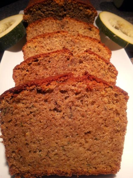 BIZCOCHO DE CALABACÍN Y LIMÓN (Un homenaje)