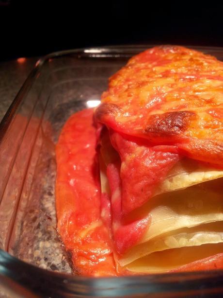 LASAÑA DE CALABAZA Y SETAS CON BECHAMEL DE REMOLACHA LASAÑA DE CALABAZA Y SETAS CON BECHAMEL DE REMOLACHA