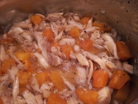 LASAÑA DE CALABAZA Y SETAS CON BECHAMEL DE REMOLACHA LASAÑA DE CALABAZA Y SETAS CON BECHAMEL DE REMOLACHA