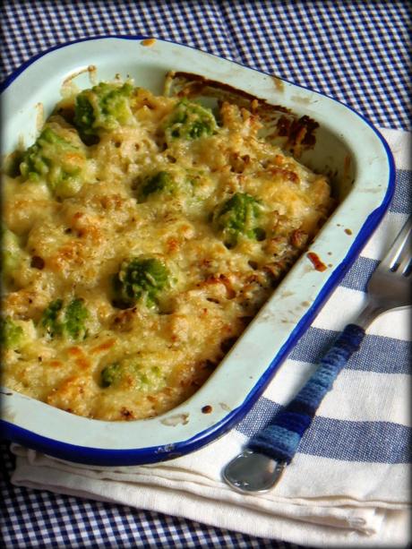 GRATINADO DE PASTA CON ROMANESCU Y BECHAMEL DE SETAS