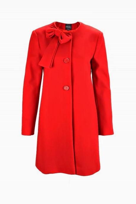 El abrigo rojo de Luján Arguelles en QQCCMH4