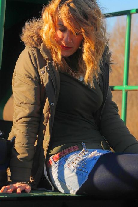 Comfy look: navy - kaki - shorts