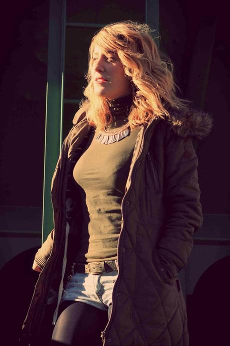 Comfy look: navy - kaki - shorts