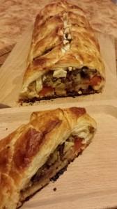 Uno strudel rico en verduras y lleno de sabor. Strudel coliflor verde.