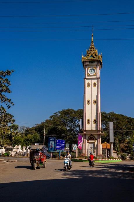 Torre del Reloj de Monywa Torre del Reloj de Monywa