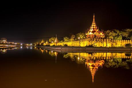 El palacio de Mandalay El palacio de Mandalay