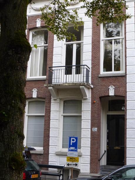 Día 13: Ámsterdam (Van Gogh Museum – Bajo la misma estrella – Rijksmseum – Casa Natal Rembrandt – Plantage – Muelles del Este – Biblioteca Central)