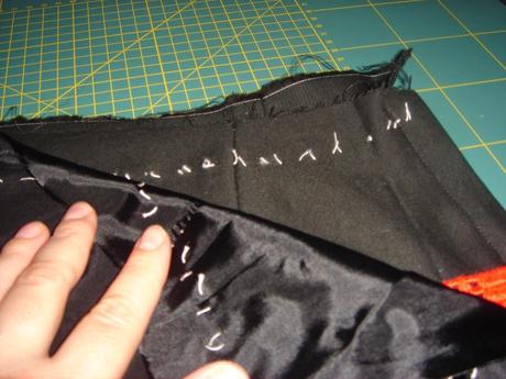 FALDA BORDADA Y CON PATRON