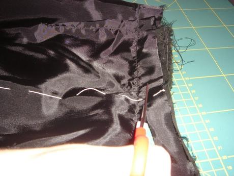 FALDA BORDADA Y CON PATRON