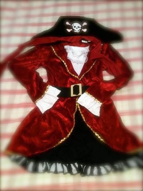 disfraz, disfraz de pirata, disfraces infantiles, disfraz de adulto, disfraz halloween, disfraz navidad, disfraz carnaval, accesorios, maquillaje disfraz, tienda de disfraces, tienda disfraces, disfraces baratos,disfraz barato, disfraz infantil barato, 