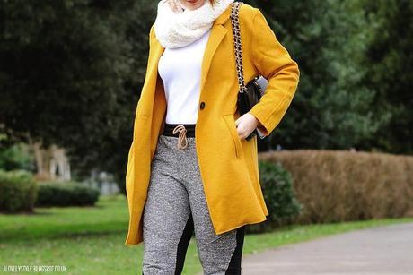 Look of the day: Jogger pants & Wool coat lovelystyle (2)