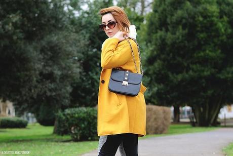 Look of the day: Jogger pants & Wool coat lovelystyle (5)