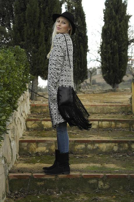 JANUARY LOOKBOOK