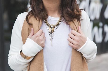 080_Fashion_Barcelona-White_Coat-Proenza_Schouler_Bag-Denim-Street_Style-Outfit-Collage_Vintage-61