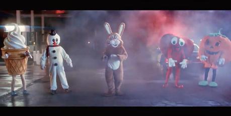 No te pierdas la invasión alienígena del nuevo video de Rotal Blood para 'Out Of The Black'