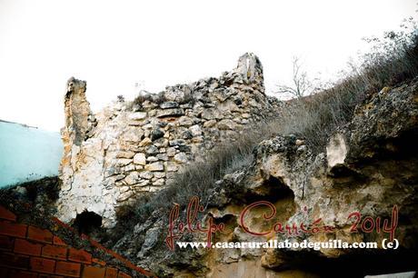 Restos de la muralla de Alcala del Jucar 3