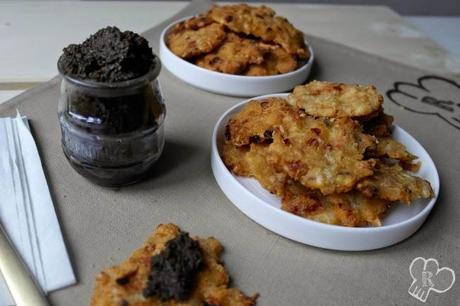 Chips de anchoas y tomate seco