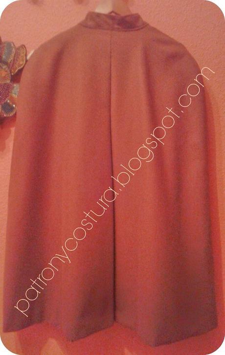 cortar y coser una capa - cosemos juntas noviembre 2014 patronycostura.blogspot.com